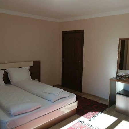Слънчевата Къща Hotell Kovačevica Eksteriør bilde