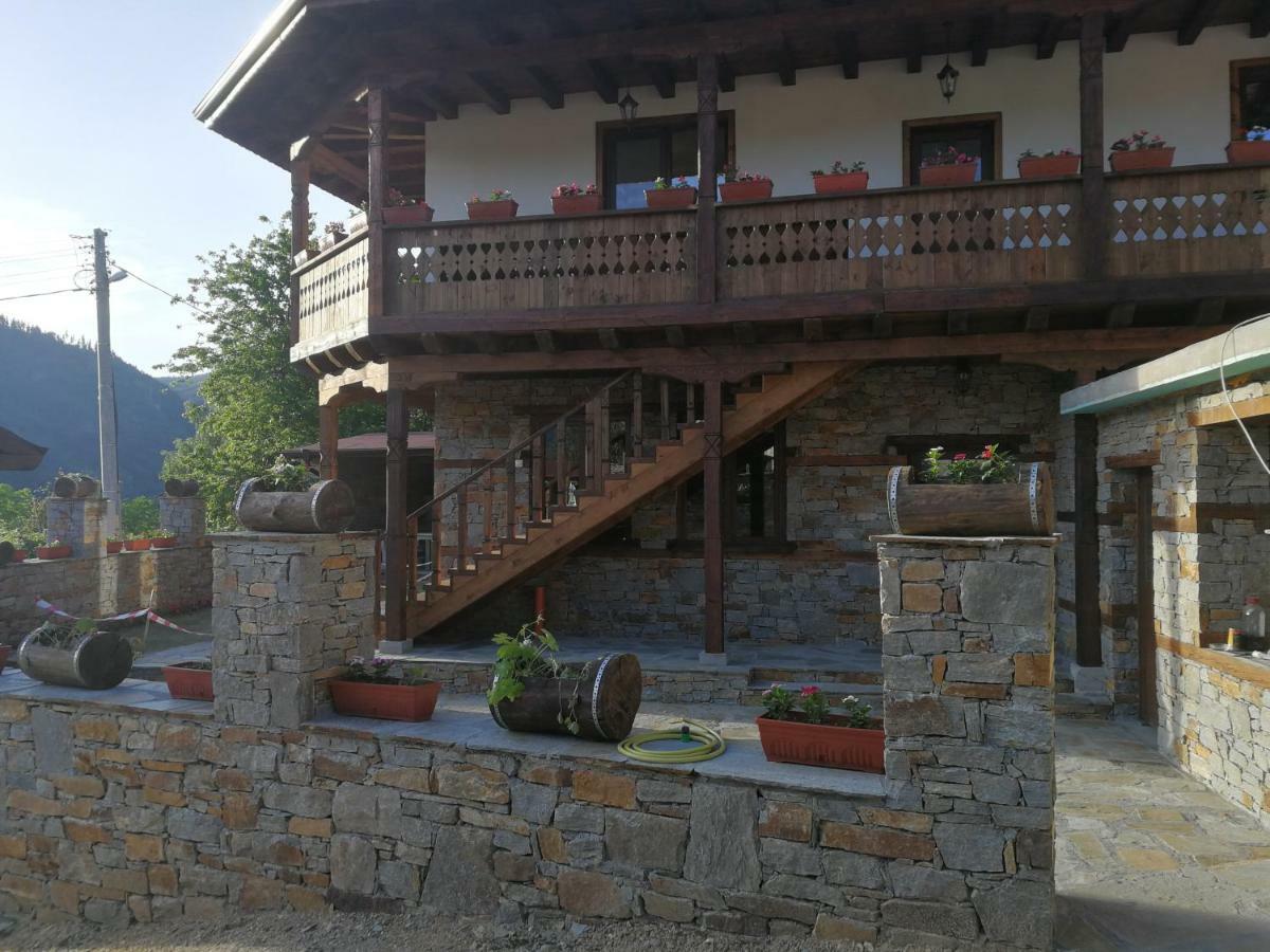 Слънчевата Къща Hotell Kovačevica Eksteriør bilde
