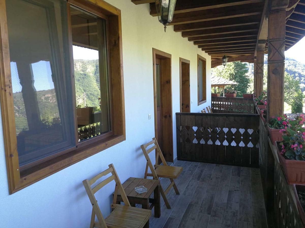Слънчевата Къща Hotell Kovačevica Eksteriør bilde