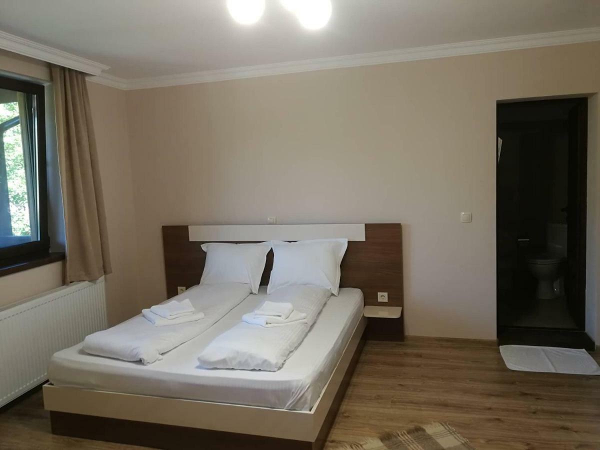 Слънчевата Къща Hotell Kovačevica Eksteriør bilde
